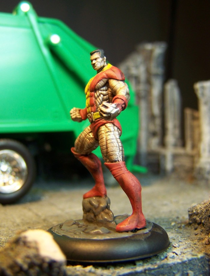 marvel-universe-miniature-colossus-02