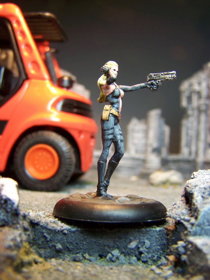 marvel-universe-miniature-lady-mastermind-02