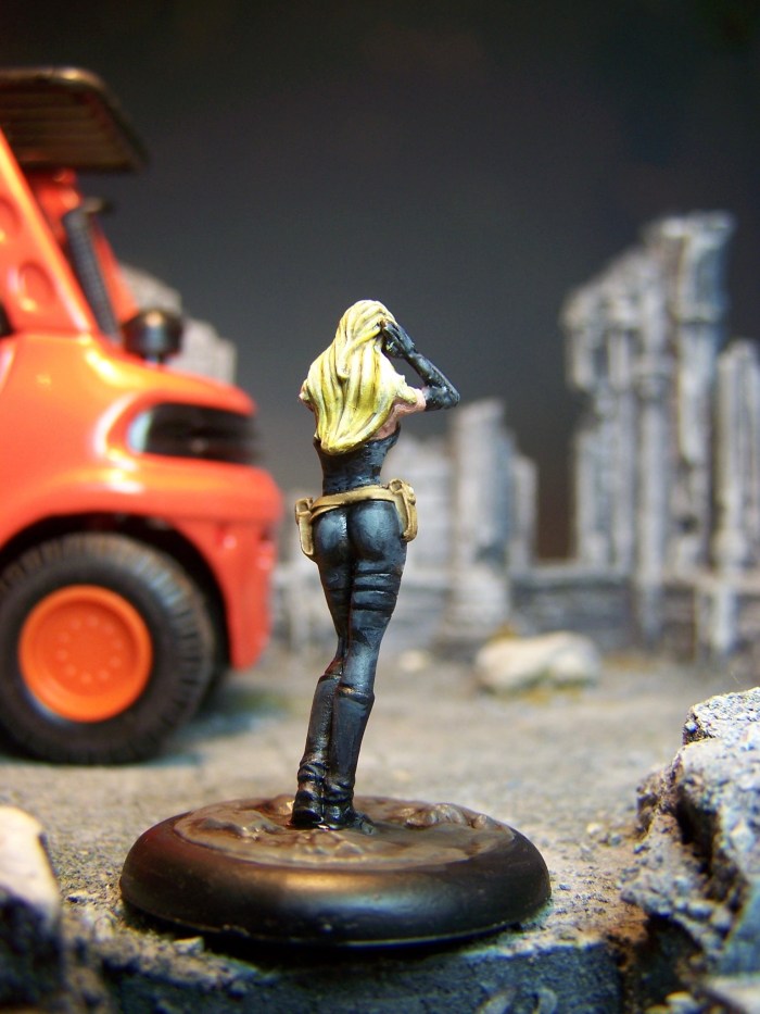 marvel-universe-miniature-lady-mastermind-03